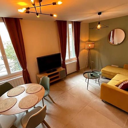 Appartement Neuf Au Coeur De Tolone Esterno foto